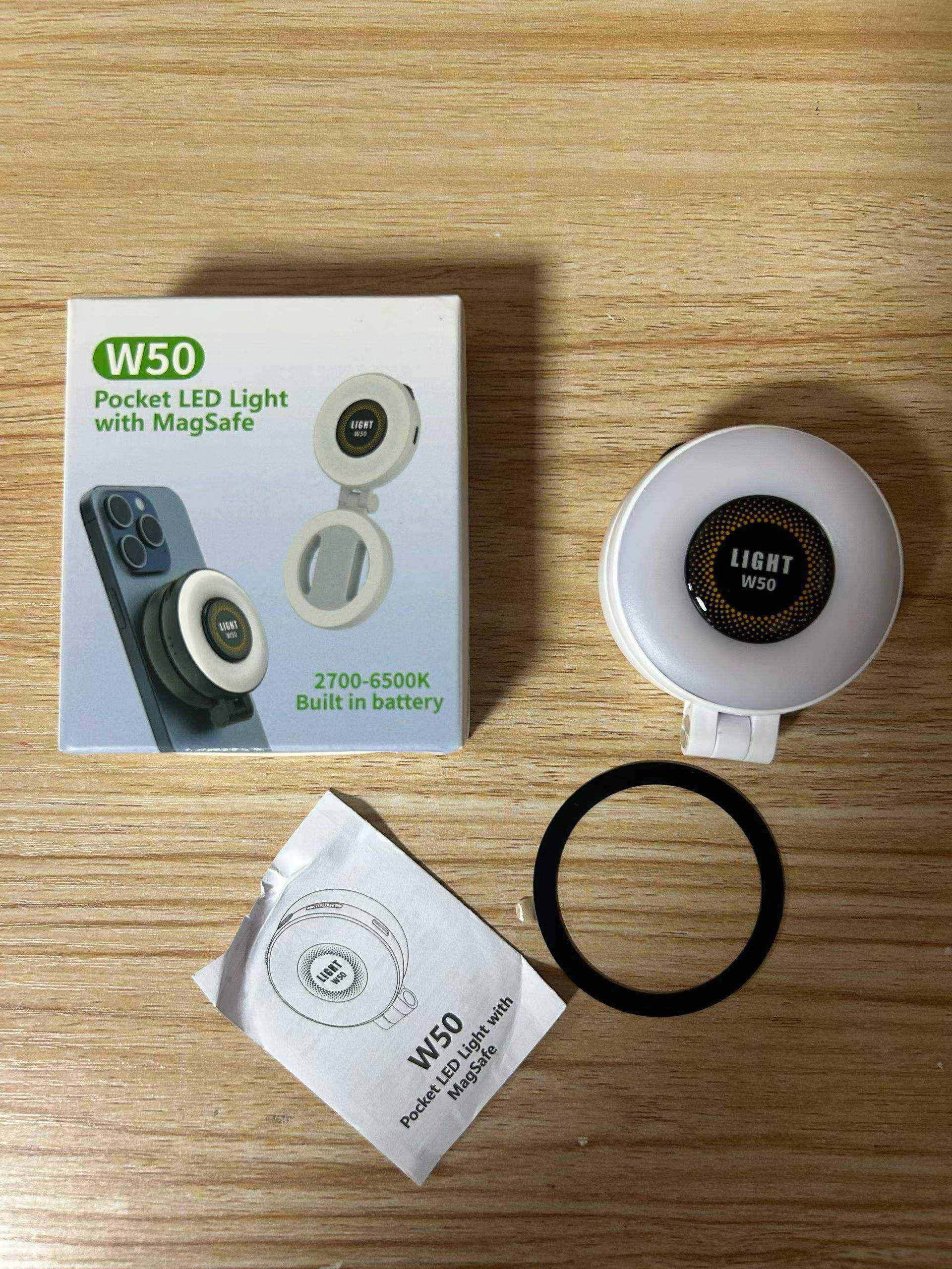 W50 Portable Magnetic Phone Selfie Light 360-Degree Rotation Adjustable Color Temp 2700K-6500K Eco-friendly ABS